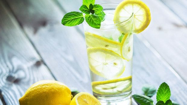 Air Lemon: Bukan Hanya Trendy, Ini Dia Manfaat Nyata yang Perlu Anda Ketahui 2023