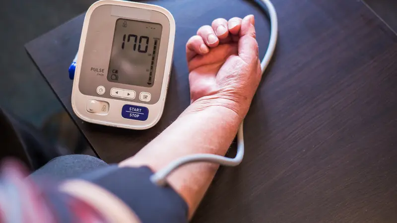 7 Cara Efektif Menurunkan Tekanan Darah Tanpa Obat