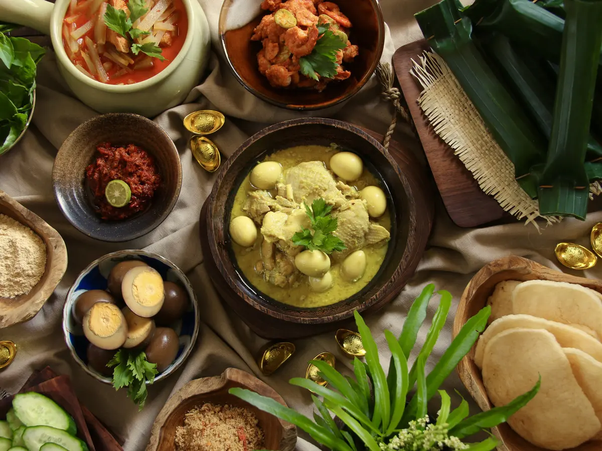 Saat Lebaran, Makanan Bersantan Picu Kolesterol dan Diare, Ini Anjuran Super Dokter (2025)
